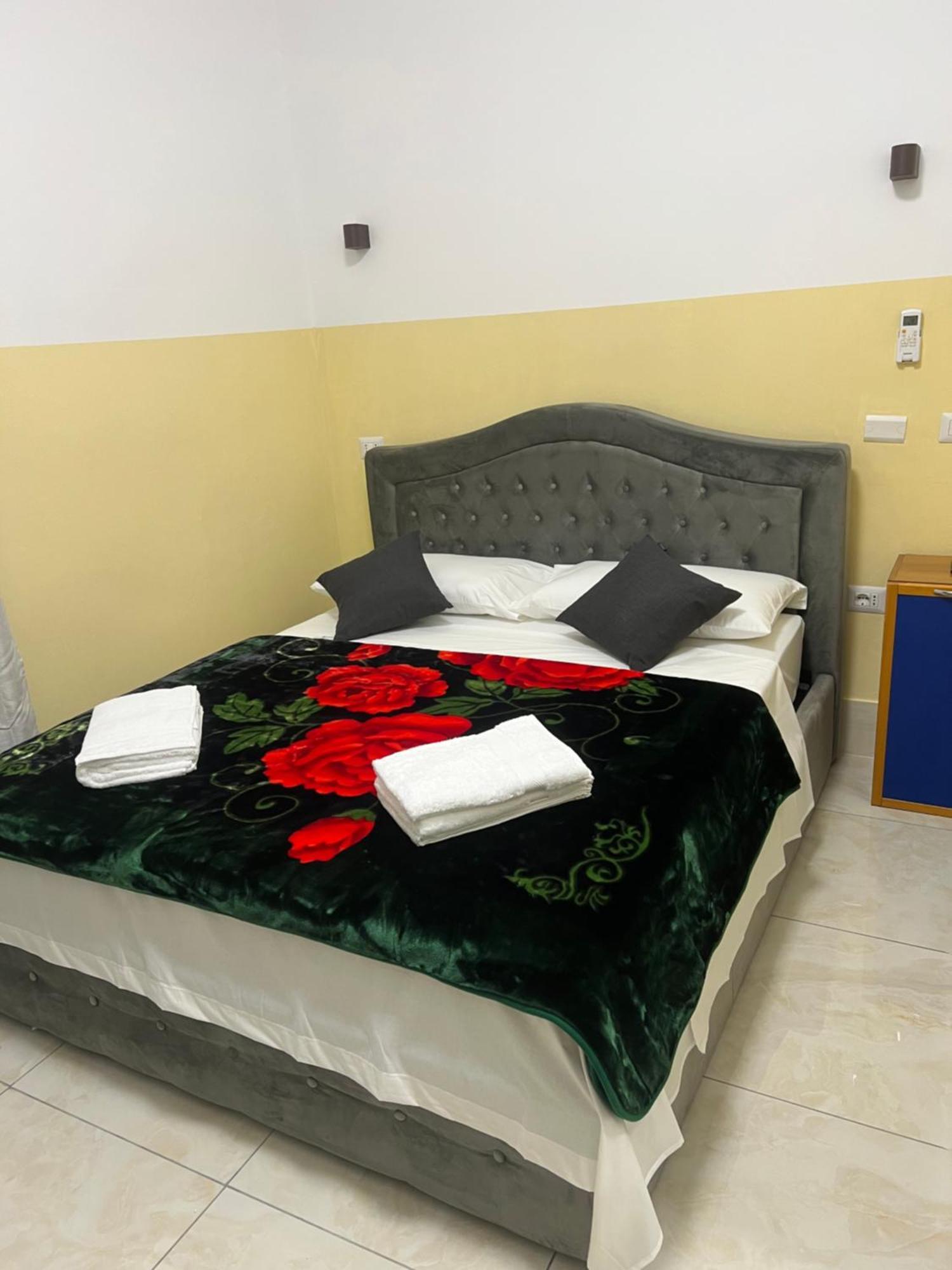 Turati Termini Bed & Breakfast Rome Exterior photo